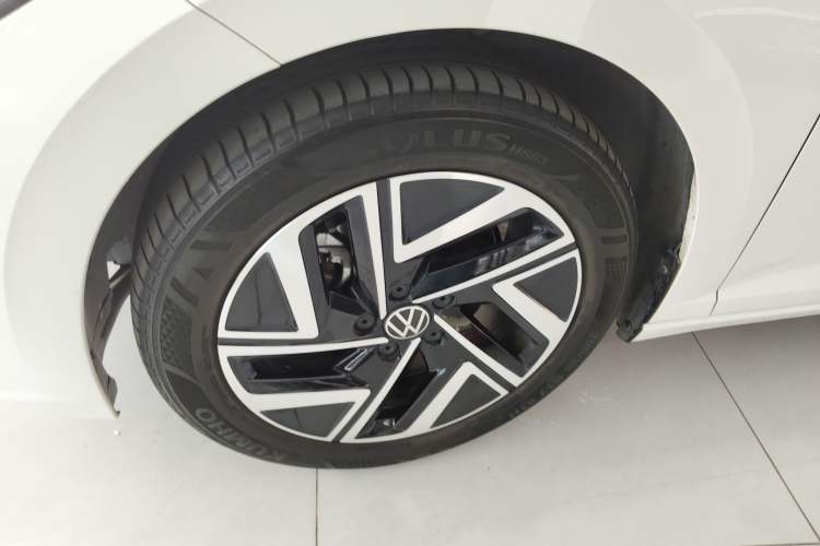 Used Volkswagen Sagitar 2025 300TSI DSG Excellence Edition Exterior 4