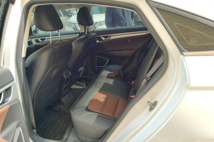 Used Geely Auto Emgrand GL 2017 1.3T DCT Luxury Model
