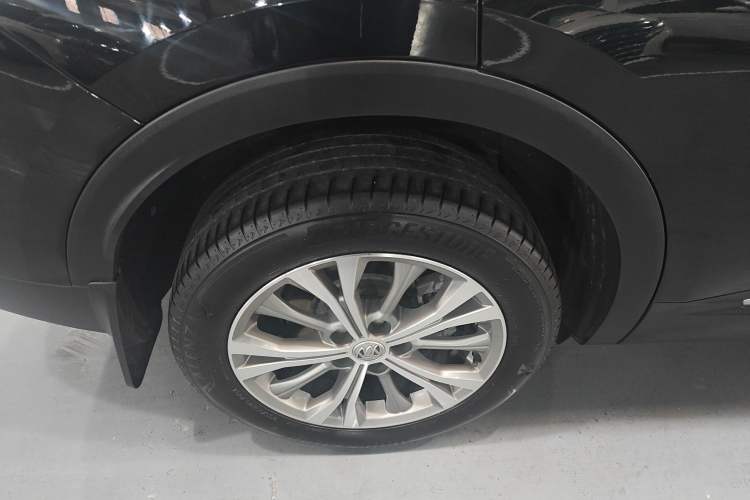 Used Buick Envision 2022 Encore Plus 652T Five-Seat Luxury Model