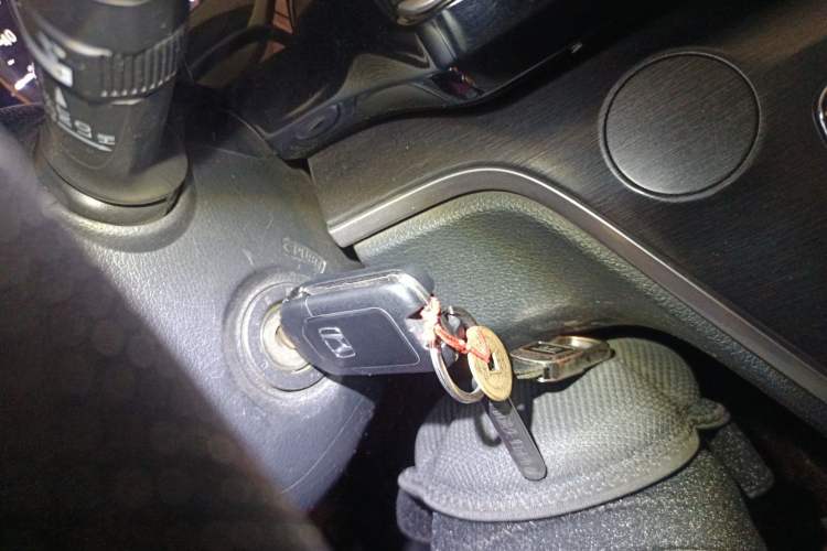 Used Honda Elysion 2016 2.4L Classic Edition
