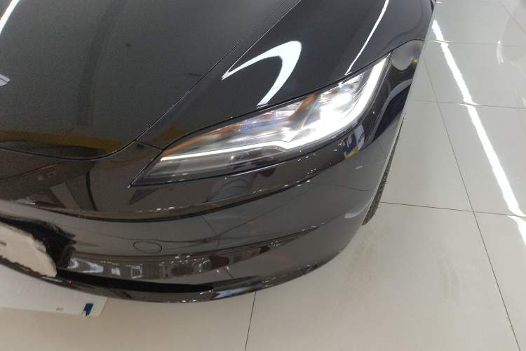 Used Tesla Model 3 2023 Rear-Wheel-Drive Version