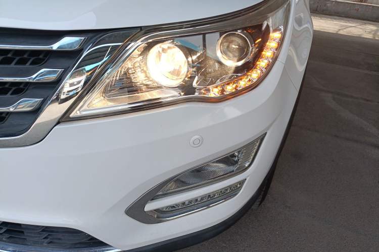 Used Baojun 560 2016 1.8L Manual Luxury Edition