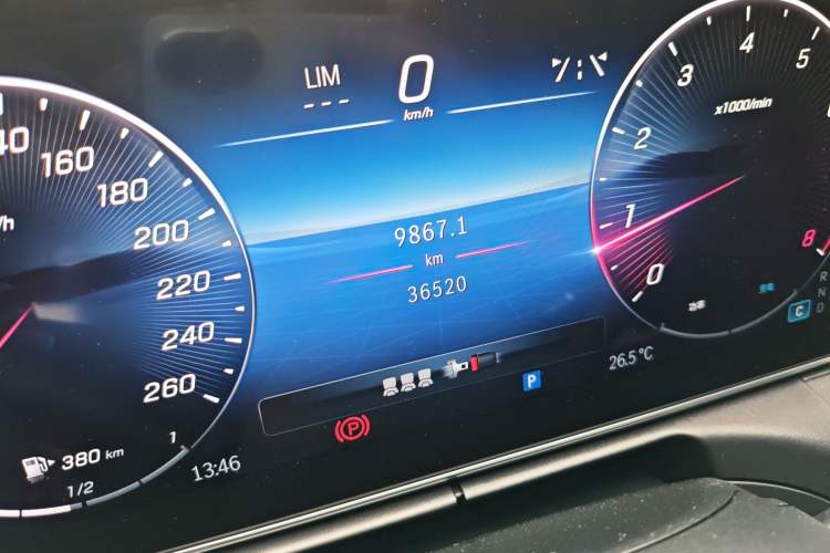 Used Mercedes-Benz C-Class 2023 C 260 L Sport Edition Odometer Close Up