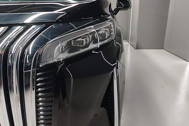 Used Wey Gaoshan 2023 Four-Wheel-Drive Executive Extended Version Left Front Headlight