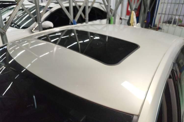 Used Roewe i6 New Energy 2017 45T Hybrid Connect & Smart Enjoyment Edition Roof