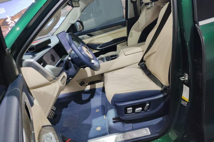 Used Tank 500 New Energy 2026 Model—Hi4-Z Smart Enjoyment Version Left Front Seat