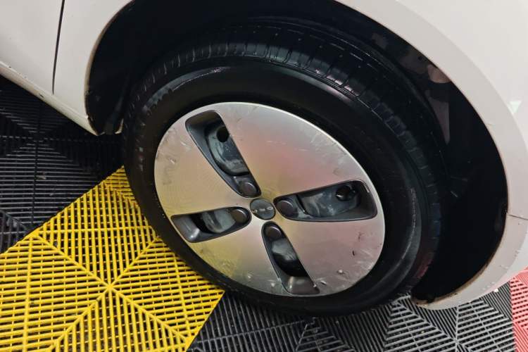 Used ORA Black Cat 2021 301 km Basic Version
