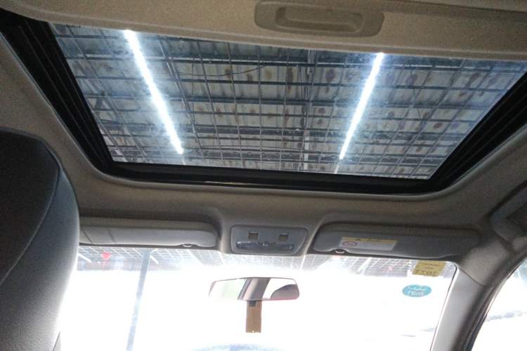 Used Toyota Vios FS 2017 1.5L CVT Trendy Edition Headliner