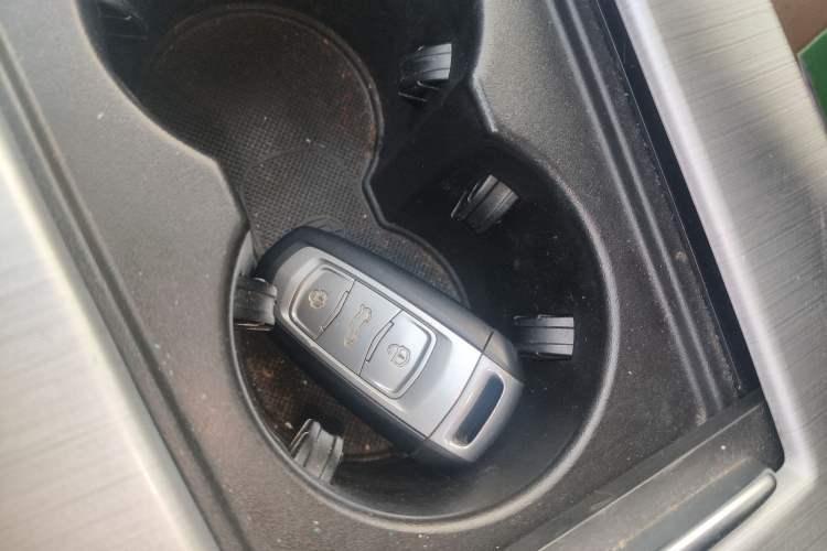 Used Geely Auto Emgrand X7 Sport 2016 1.8TD Automatic ZhiZun Version