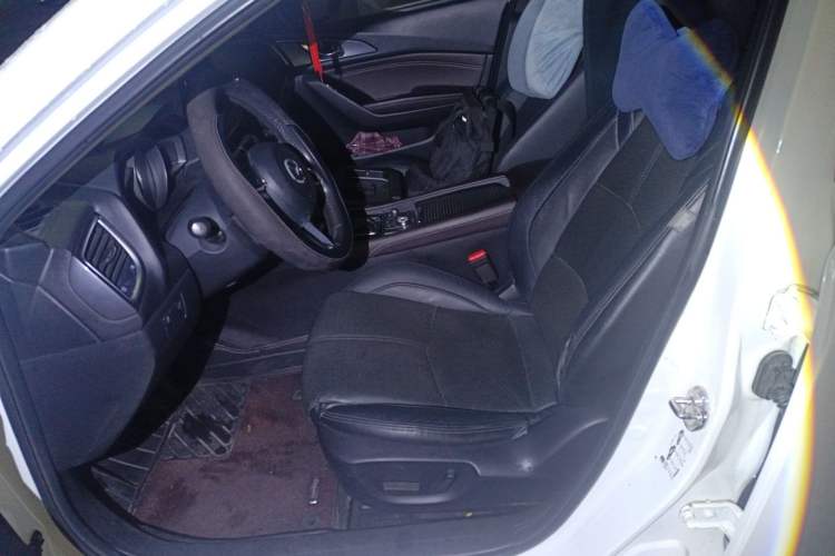 Used Mazda Mazda 3 Axela 2017 Sedan 2.0L Automatic Prestige Model China V Standard
