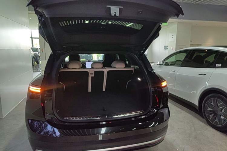 Used Nio ES6 2024 75 kWh Trunk