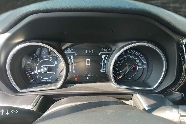 Used Jeep Grand Commander 2018 2.0T Four-Wheel Drive Smart Enjoyment Version China V Emission Standard
