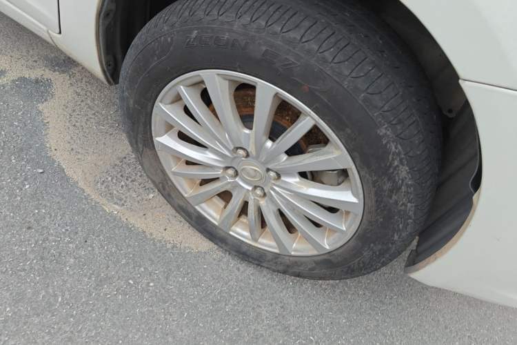 Used Great Wall C30 New Energy 2017 EV Luxury Model Right Front Wheel Hub