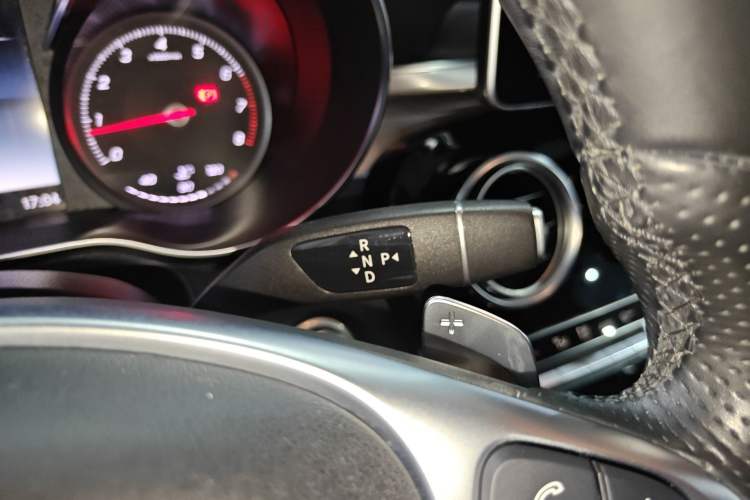 Used Mercedes-Benz C-Class 2018 C 200 Coupe Gear Lever