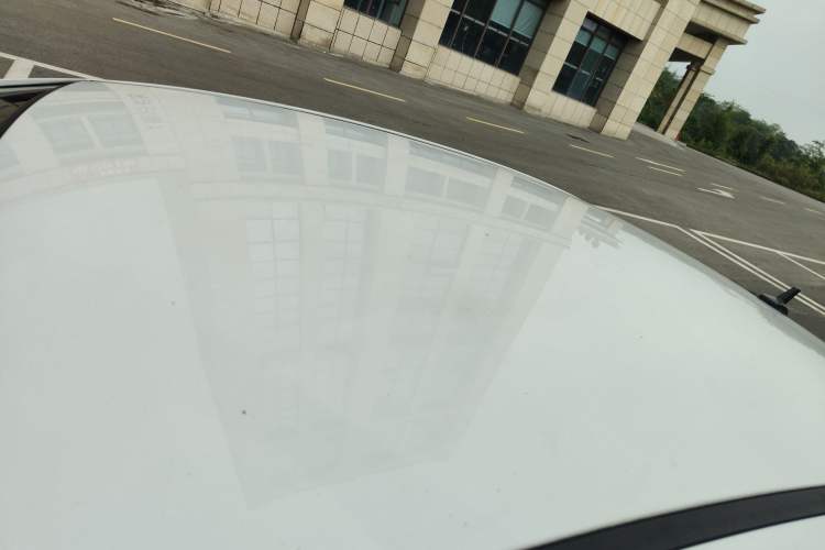 Used Cowin C3 2015 1.5L Manual Gold Diamond Edition
