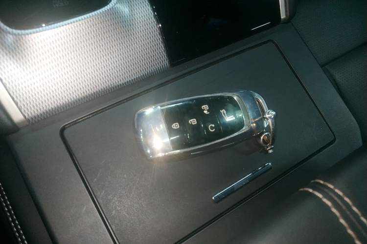 Used Mitsubishi AIRTREK 2022 Pioneer Edition
