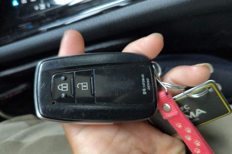 Used Toyota C-HR 2018 2.0L Leading with Sunroof China V Standard