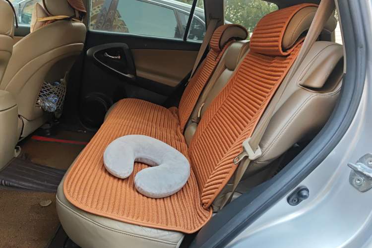 Used Toyota RAV4 2010 2.4L Automatic Deluxe Upgrade Edition Left Rear Seat