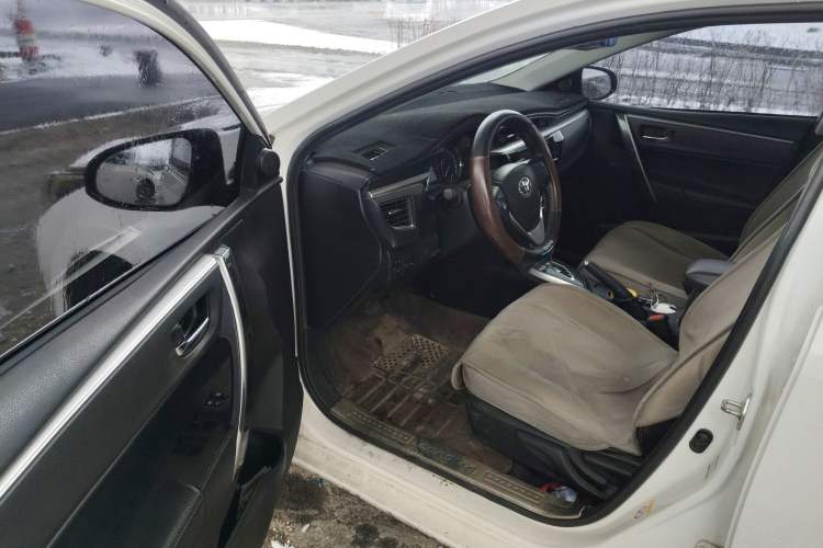 Used Toyota Corolla 2014 1.6L CVT GL-i Leather Edition