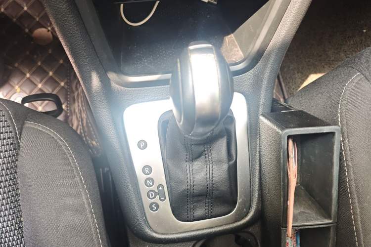 Used Volkswagen Sharan 2018 380TSI Comfort Edition 7-Seater Gear Lever