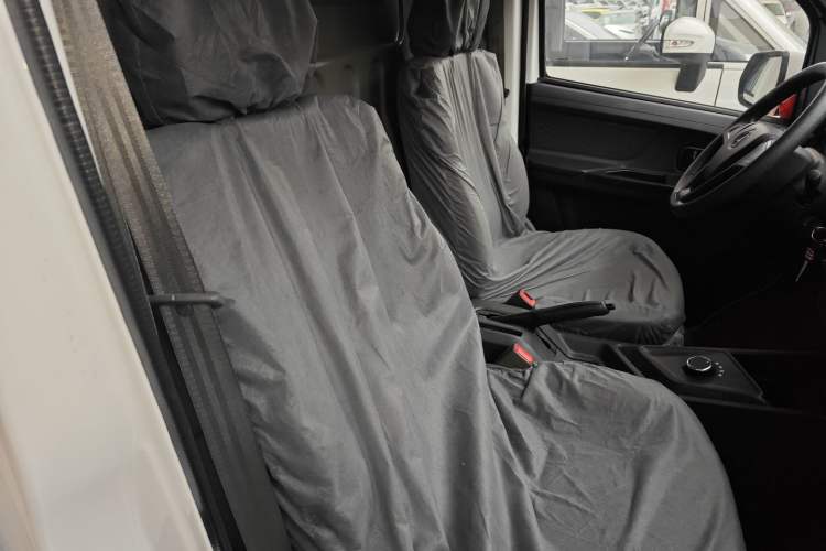 Used Chana Ruixing EM80 2025 Cargo Version Standard 2-Seater 300 km Side-Hinged Doors
