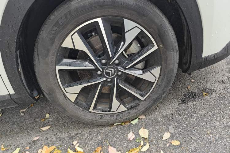 Used Citroen C5 X 2023 1.6T Extraordinary Power Right Front Wheel Hub