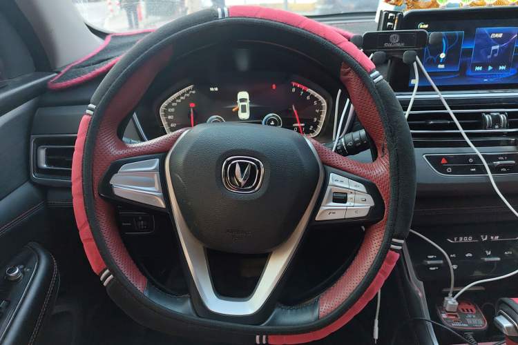 Used CHANGAN CS75 2021 Honor Million Edition 280T DCT Luxury Model
