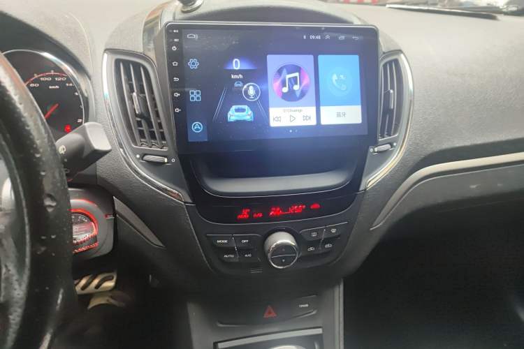 Used MG 5 2012 1.5L Automatic Navigation Edition Audio And AC Panel