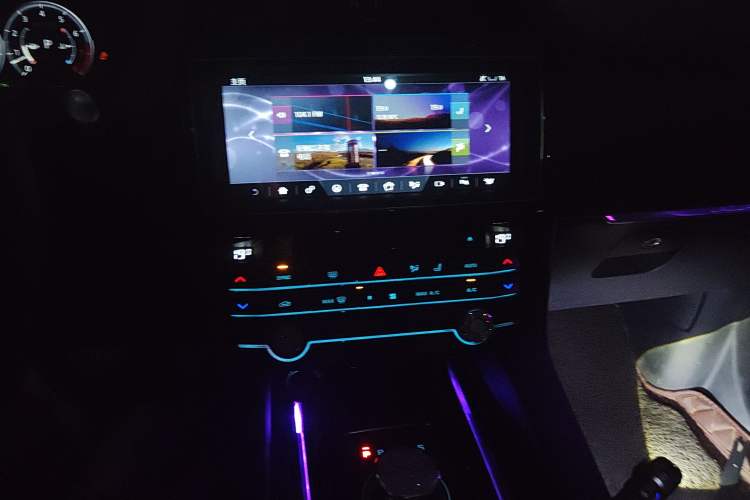 Used Jaguar F-PACE 2016 3.0 SC Four-Wheel Drive S High-Performance First-Edition Limited Model