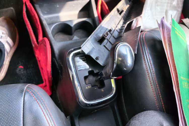 Used CHANGAN OSHAN Olisway 2014 1.4L AMT Luxury Model