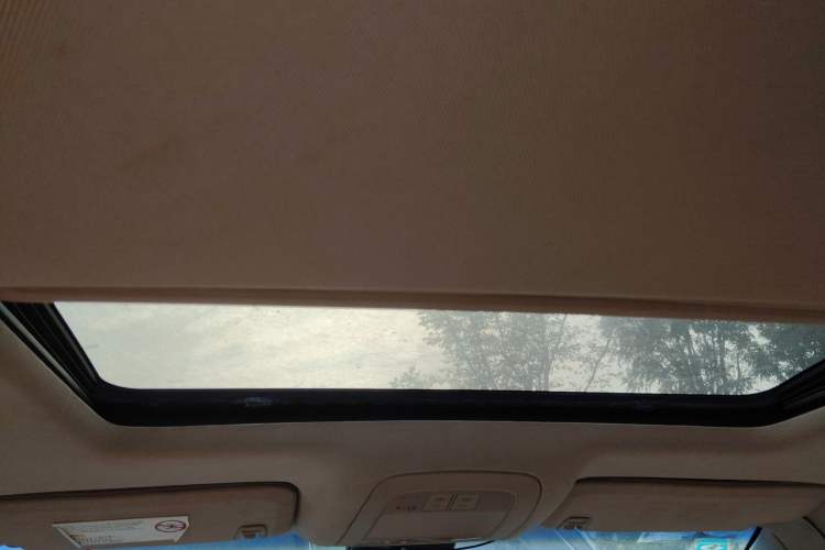 Used Roewe 950 2012 2.0L Comfort Edition