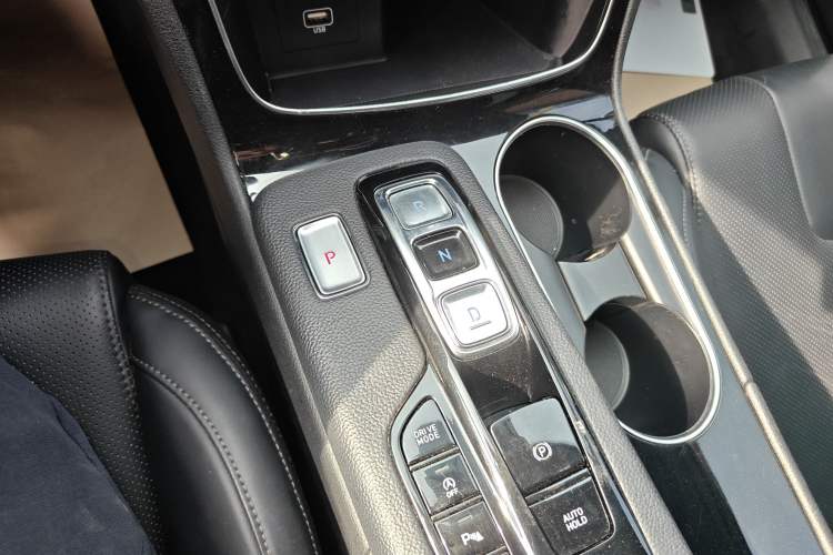 Used Hyundai Santa Fe 2020 380 TGDi Automatic Two-Wheel Drive GLS Luxury Edition