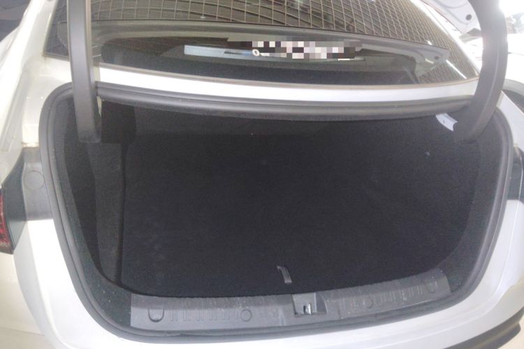 Used BYD Qin L 2025 DM-i Smart Drive 120KM Leading Model Trunk