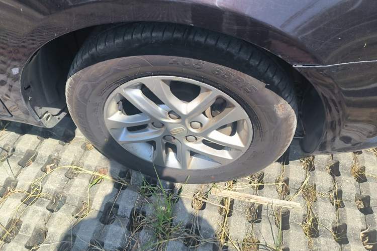 Used Geely Auto Emgrand 2017 Sedan Million Edition 1.5L CVT Luxury Model