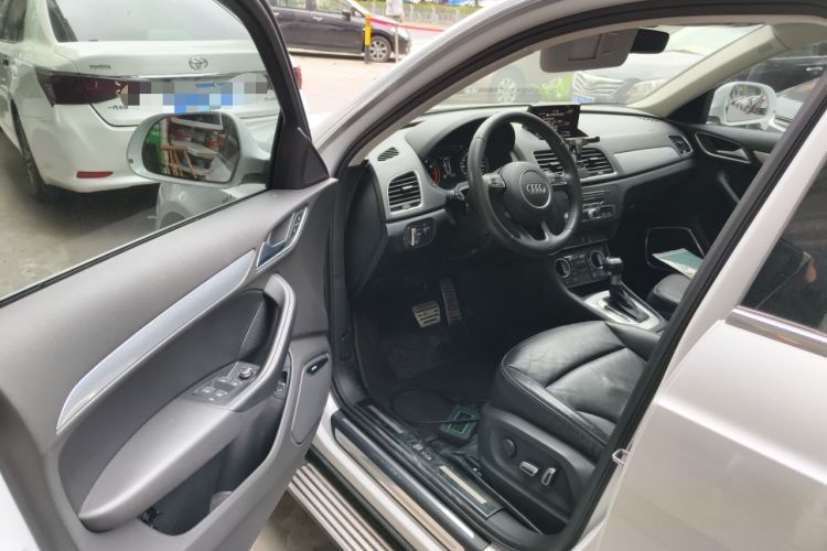 Used Audi Q3 2018 30th Anniversary Edition 30 TFSI Style Model Driver Seat