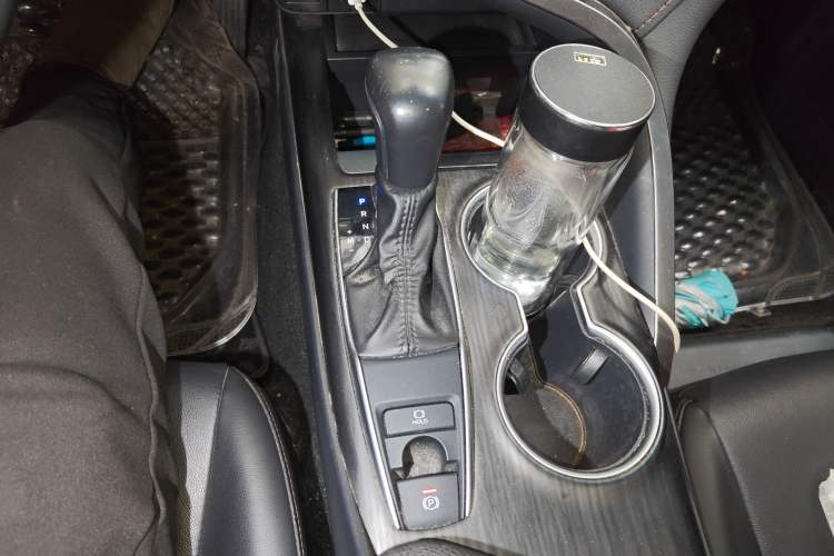 Used Toyota Camry 2021 2.0G Luxury Edition