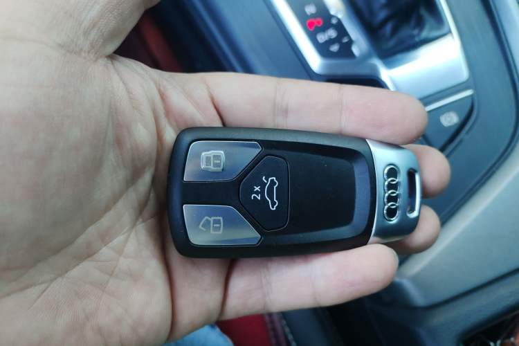 Used Audi A4L 2019 40 TFSI Ambition China VI