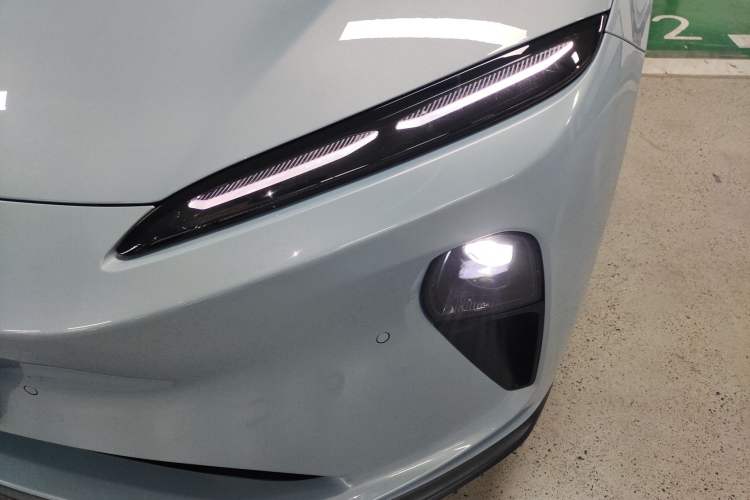 Used Nio ET5T 2024 75kWh Touring Left Front Headlight