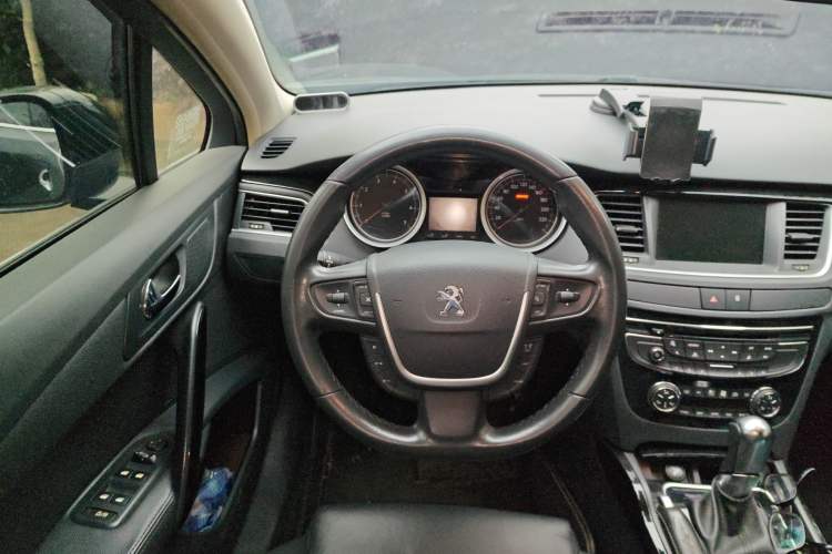 Used Peugeot 508 2011 2.3L Automatic Luxury Edition Steering Wheel