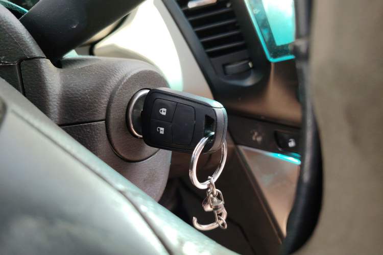 Used Chevrolet Cruze 2015 1.5L Classic SE AT Vehicle Key