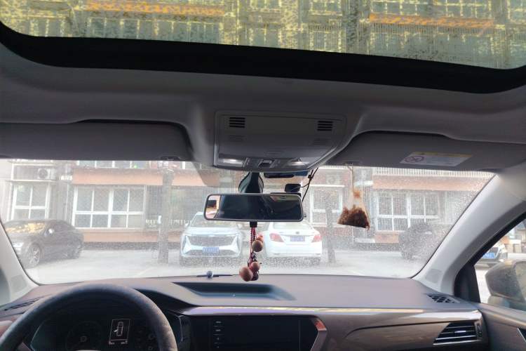 Used Volkswagen Tharu 2020 280TSI Two-Wheel Drive Luxury Edition China VI Standard Headliner