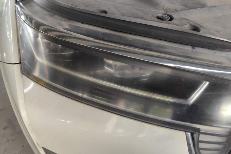 Used Venucia Star 2020 260T Automatic XingShang Edition Right Front Headlight