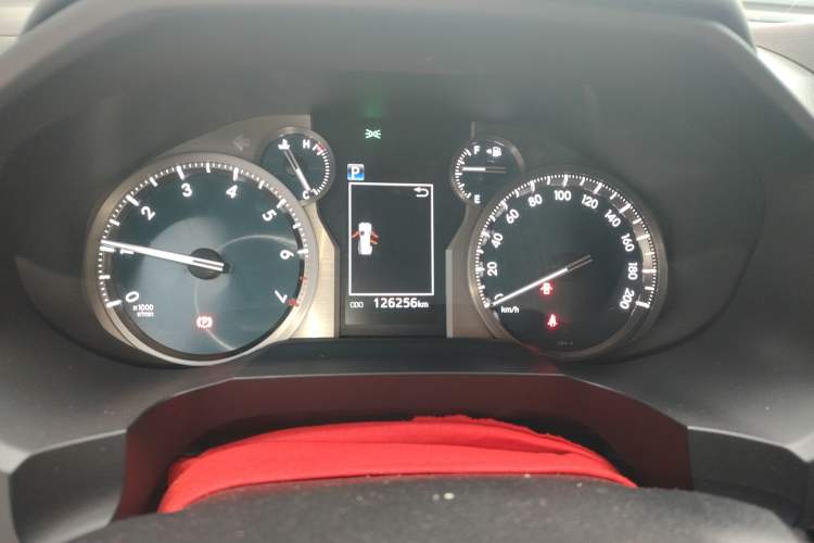 Used Toyota Prado 2018 3.5L Automatic TX-L Instrument Cluster