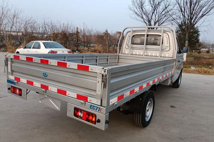 Used Ruichi EC71 2024 EC71L Cargo Pioneer I Model 41.85 kWh
