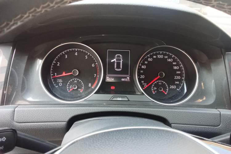 Used Volkswagen Golf 2017 230TSI Automatic Comfort Edition – Celebrating Milestone of One Million Units