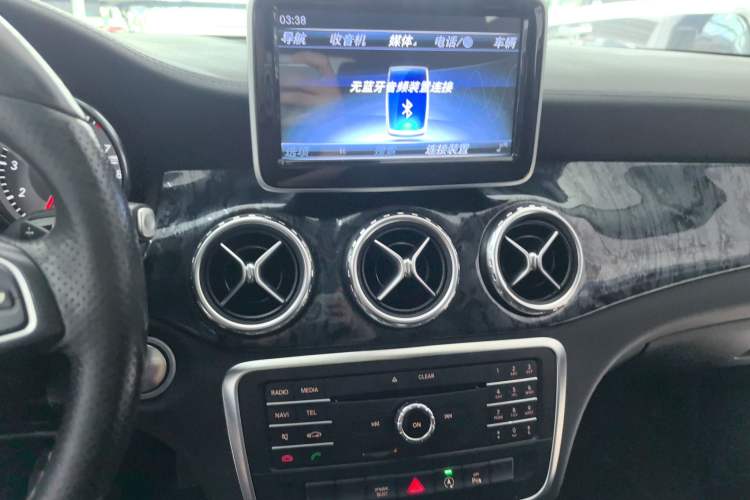 Used Mercedes-Benz GLA 2016 GLA 200 Fashion Model
