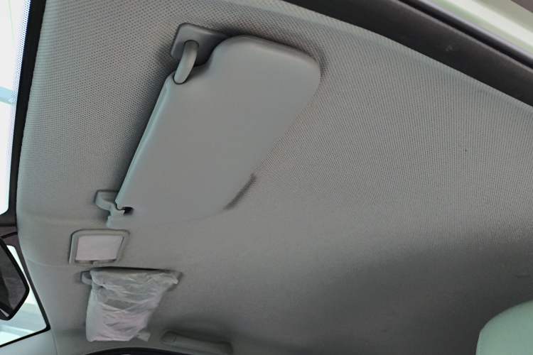 Used Wuling Hongguang MINIEV 2022 Macaron Premium Model – Lithium Iron Phosphate
