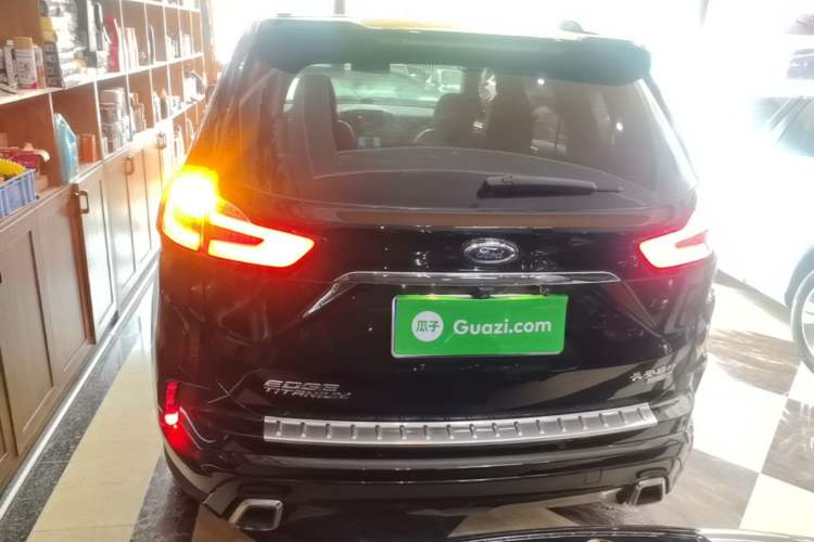 Used Ford Edge 2020 EcoBoost 245 Two-Wheel Drive Titanium 7-Seater
