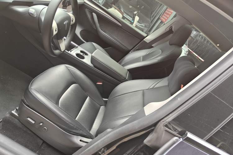 Used Tesla Model Y 2022 Rear-Wheel-Drive Version