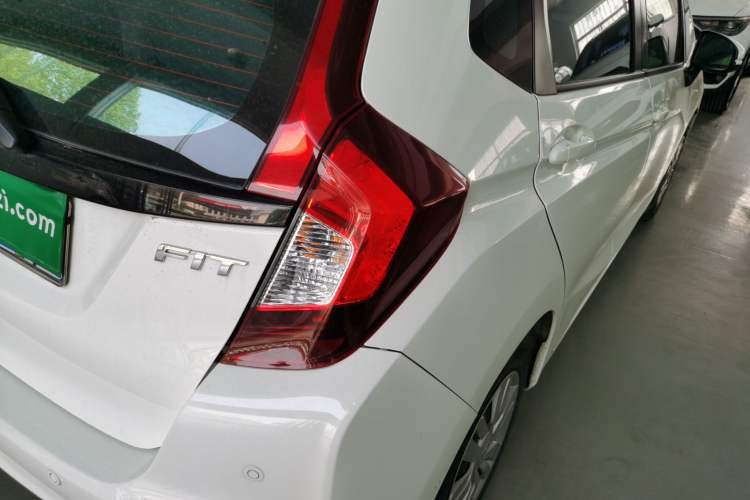 Used Honda Fit 2016 1.5L LXS CVT Comfort Sunroof Version Right Rear Taillight